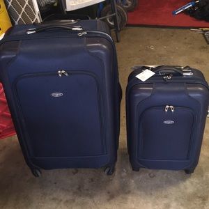 Samsonite blue luggage set